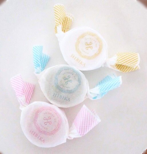 HIBIKA（ひびか）の春のクッキー（ポルボロンアソート）3種類の写真