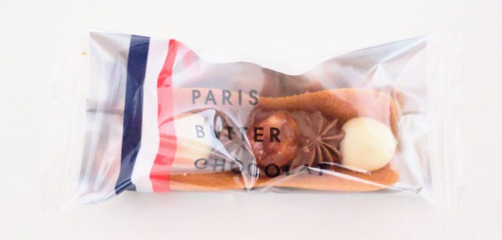個包装されたPARIS BUTTER CHOCOLAT（パリバターショコラ）の写真