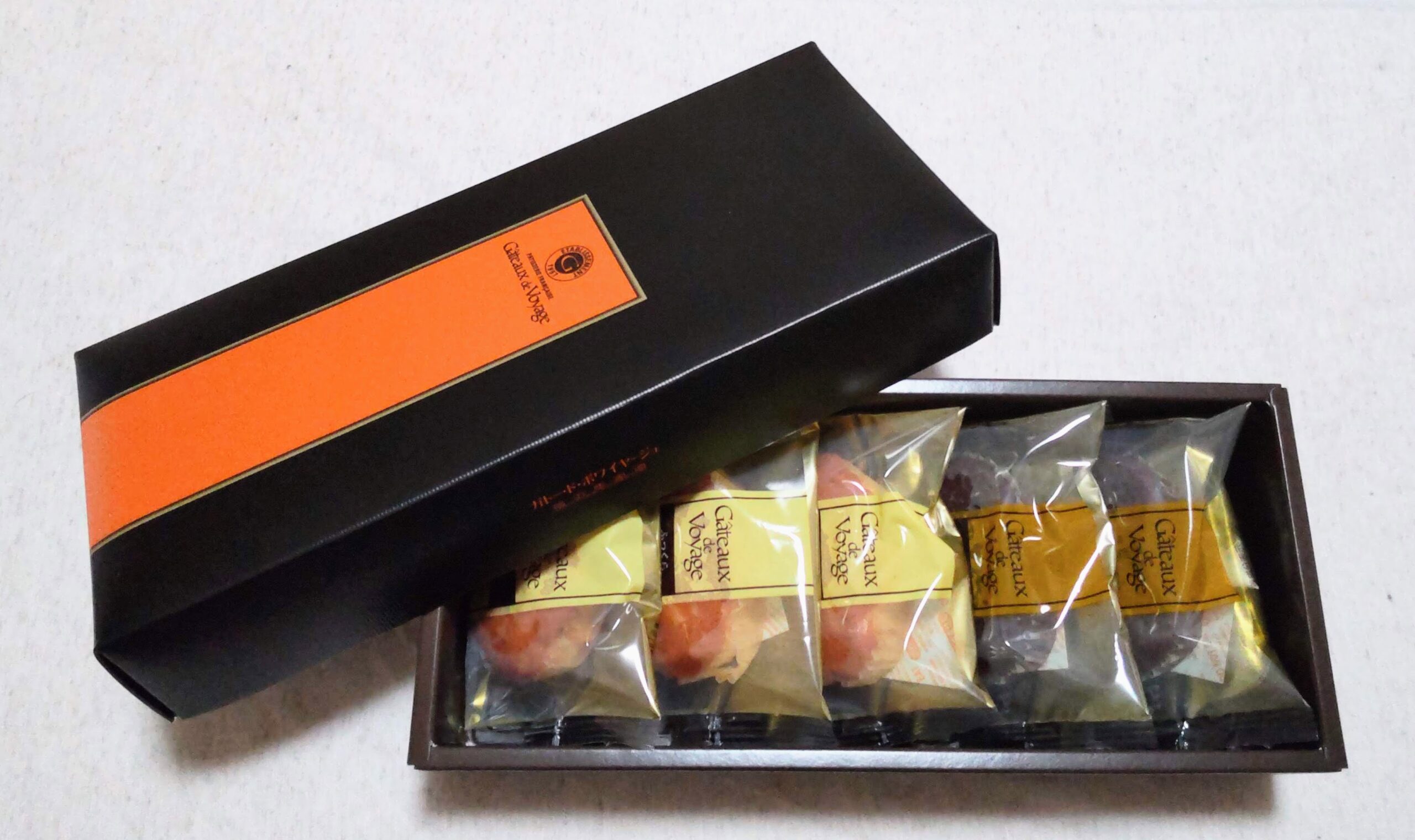 この記事を読めばGateaux de Voyage（ガトー・ド・ボワイヤージュ）のスフレことガトー・スフレのの実食口コミレビューや評判、特徴詳細を知れることをイメージできる写真