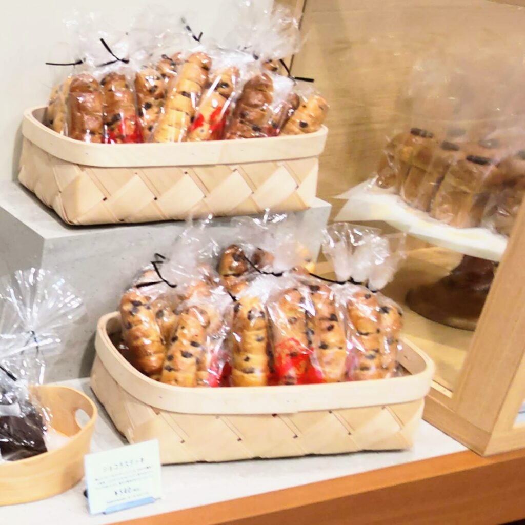 GODIVA Bakery ゴディパン松坂屋名古屋店店頭のショコラステッキの写真