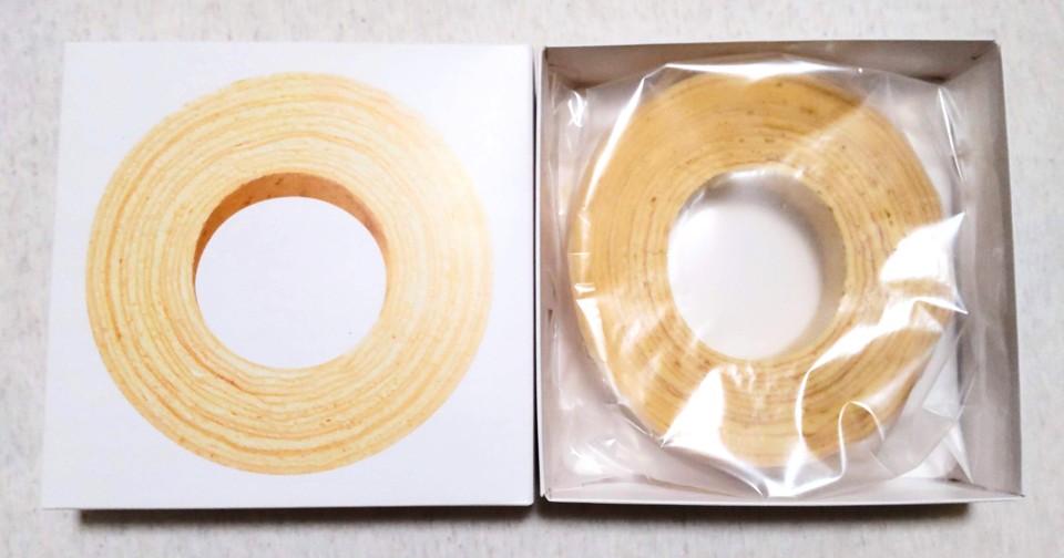 JUCHHEIM（ユーハイム）で購入したバウムクーヘンの写真