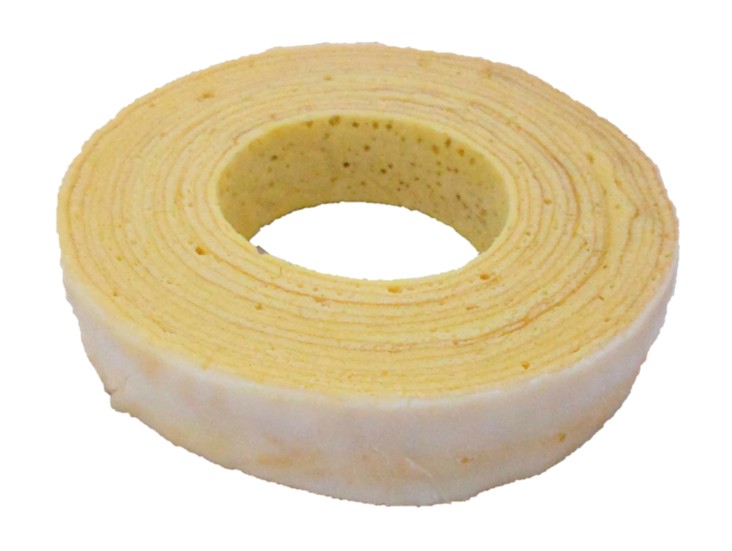 JUCHHEIM（ユーハイム）のバウムクーヘンを横から見た写真