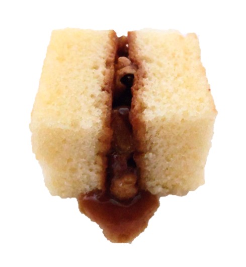 六花亭の二代目マルセイバターケーキくるみを温めた写真