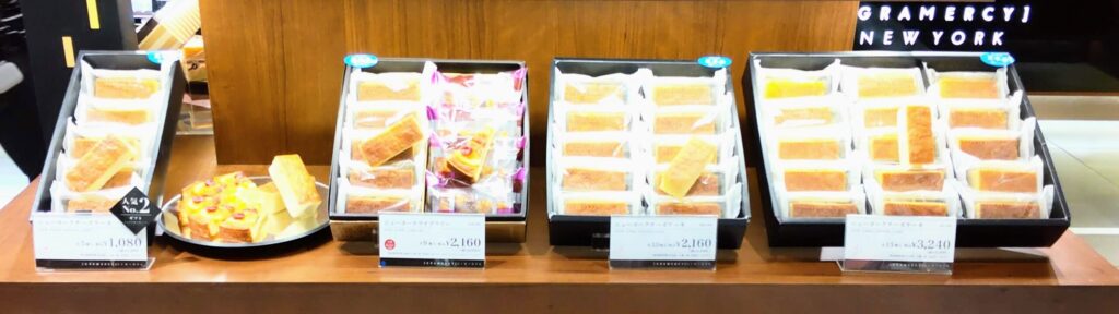 GRAMERCY NEWYORK（グラマシーニューヨーク）店頭のニューヨークチーズケーキの写真