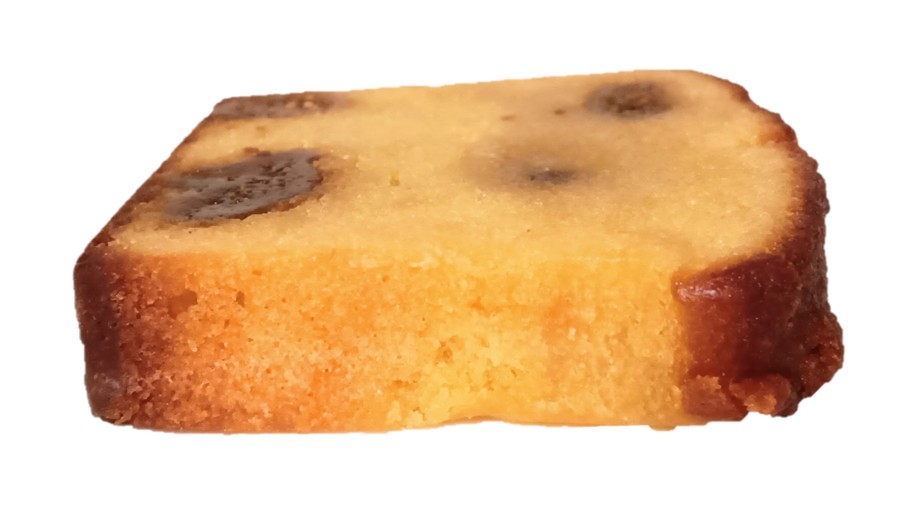 MARLOWE（マーロウ）のいちじくのパウンドケーキを横から見た写真